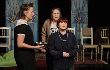 DIE ACHT FRAUEN
(Huit femmes)
